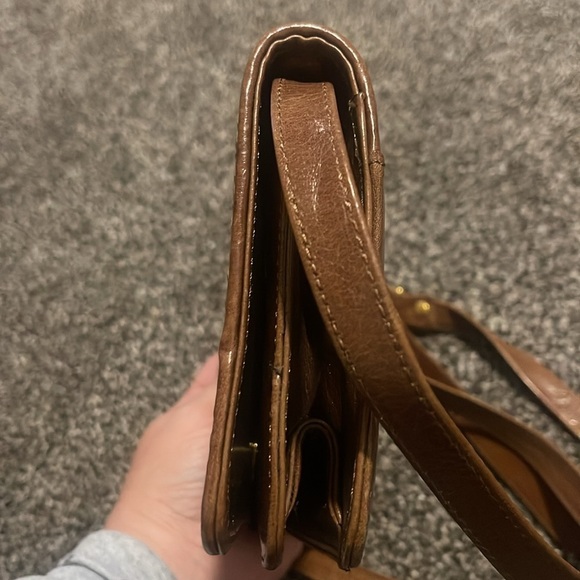 Vintage Albert Nipon leather gorgeous crossbody adjustable bag EUC - Picture 5 of 8